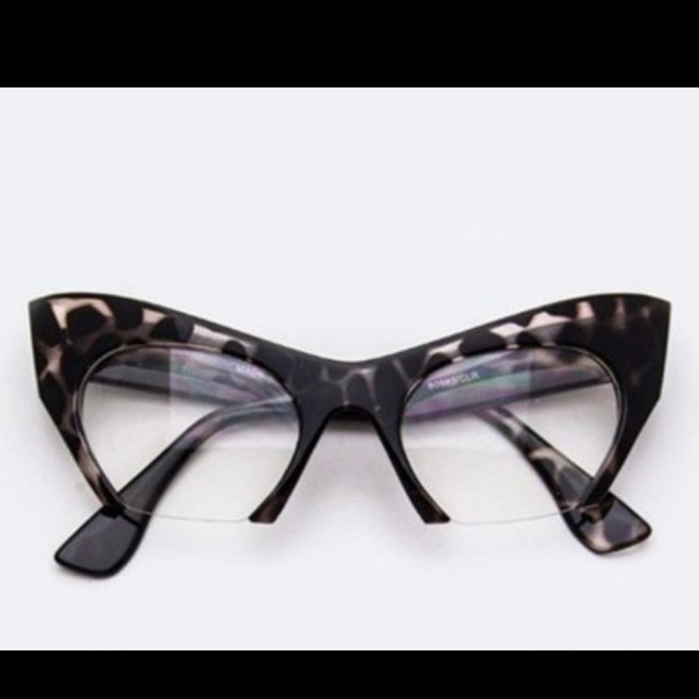 Leopard Retro Cateye Frames